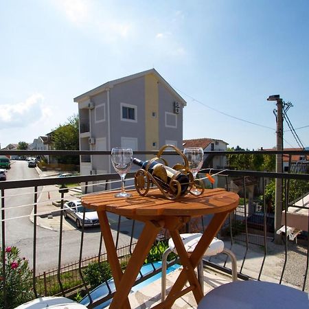 Belane Apartments ティヴァト エクステリア 写真