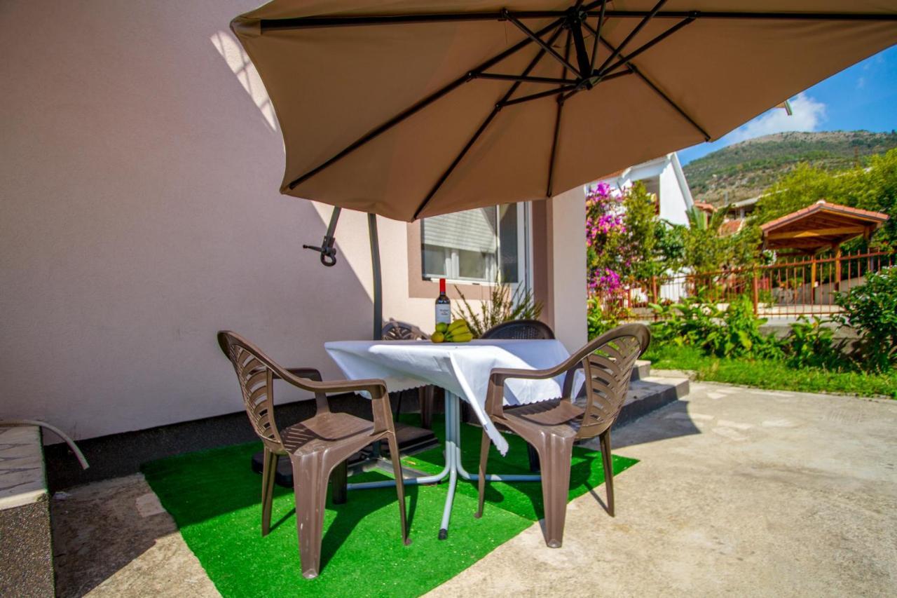 Belane Apartments ティヴァト エクステリア 写真