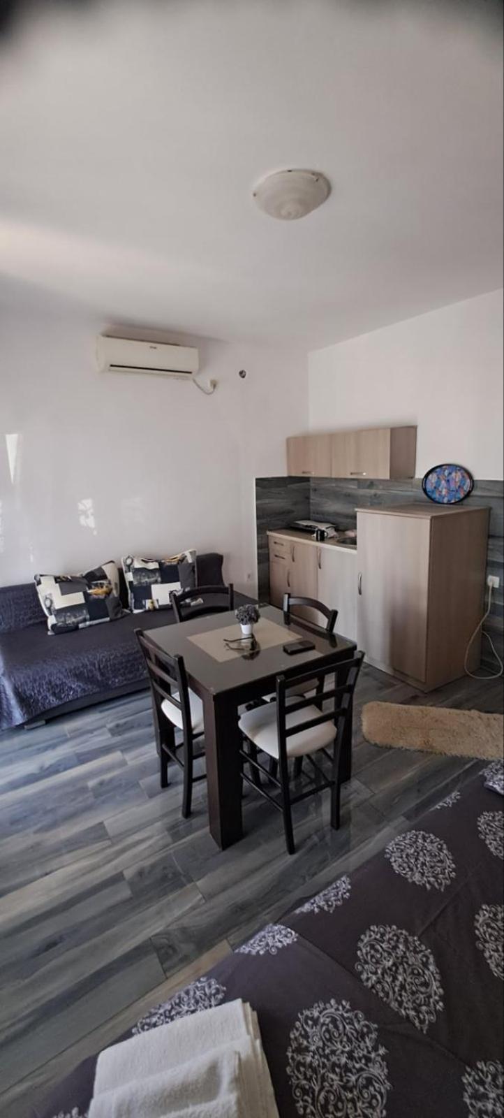 Belane Apartments ティヴァト エクステリア 写真